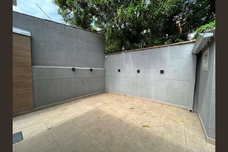 17_photo/94ce1e7e2b.cb4a3f4e1d4d223a-ATLAS-eae7745b-48ed-4cfd-b5d3-98d486ccd909.jpg de casa à venda com 2 quartos, 115m² em Aviação, Praia Grande