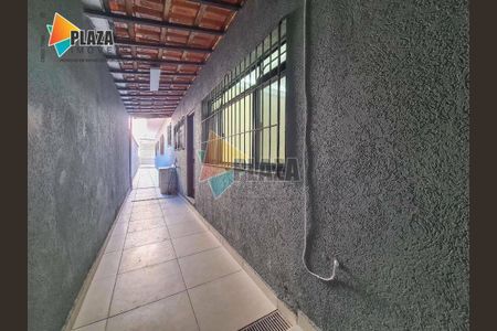 30_photo/94ce1e7e4d.72f38772c60cc7a0-ATLAS-3fdb9306-2175-4e68-acf4-ae79fc24bf42.jpg de casa à venda com 2 quartos, 115m² em Aviação, Praia Grande