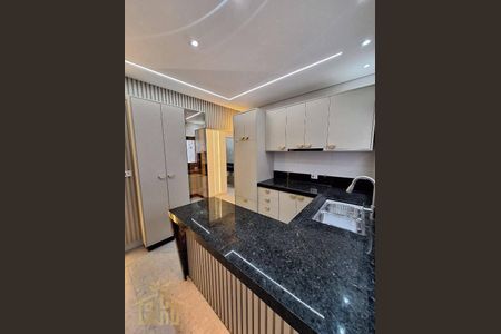 11_photo/94ce1e7e87.1168d7f35de77434-ATLAS-c1d6cd32-6a72-49f7-98da-712970ff9a52.jpg de casa à venda com 3 quartos, 180m² em Aviação, Praia Grande