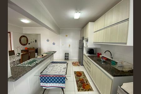 28_photo/94ce1e7e8b.5ad1d05dc43c2309-ATLAS-c40f5862-2b02-4560-ae52-ea203844bd4c.jpg de apartamento à venda com 2 quartos, 89m² em Aviação, Praia Grande