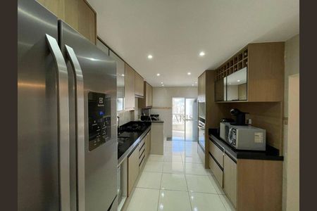 11_photo/94ce1e7e8b.68e0abbdf81034c8-ATLAS-25f3f658-5862-4ffd-bdc2-fa4ce3cf9b3a.jpg de apartamento à venda com 3 quartos, 135m² em Aviação, Praia Grande