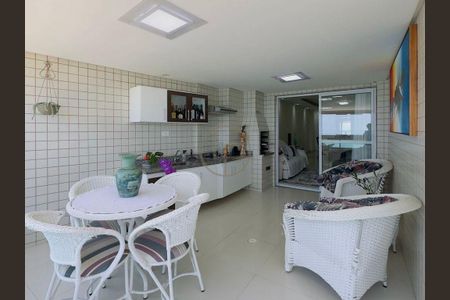 11_photo/94ce1e7eb7.737a9449d541850a-ATLAS-e43e47b9-8234-4210-a470-5a328d9cfc6b.jpg de apartamento à venda com 3 quartos, 156m² em Guilhermina, Praia Grande