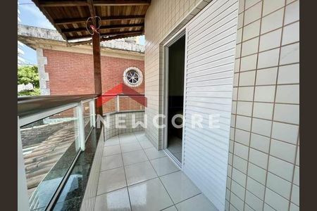 10_photo/94ce1e7eef.56f87905458f71eb-ATLAS-8f31b787-b4bb-45ae-8847-e3891d99e532.jpg de casa à venda com 3 quartos, 161m² em Aviação, Praia Grande