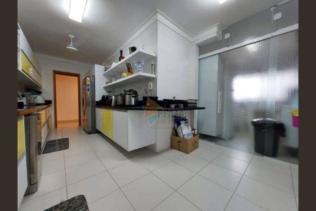 26_photo/94ce1e7f35.52bb9dee2f2cc5d6-ATLAS-4707d9bc-37d6-4282-8b75-b3aceb4165d2.jpg de apartamento à venda com 3 quartos, 200m² em Aviação, Praia Grande