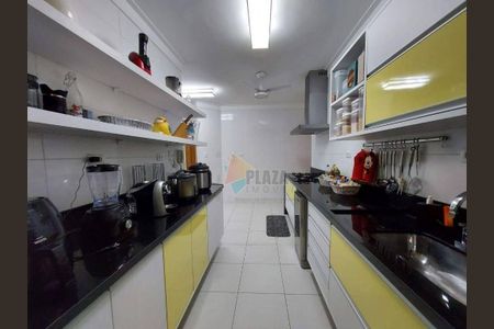 19_photo/94ce1e7f35.52bb9dee2f2cc5d6-ATLAS-69a39daa-b50d-4c8d-93a7-7b8ea978cda7.jpg de apartamento à venda com 3 quartos, 200m² em Aviação, Praia Grande