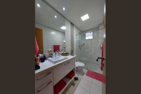 32_photo/94ce1e7f35.52bb9dee2f2cc5d6-ATLAS-88646156-5160-4453-ab4e-40deb1b0021c.jpg de apartamento à venda com 3 quartos, 200m² em Aviação, Praia Grande