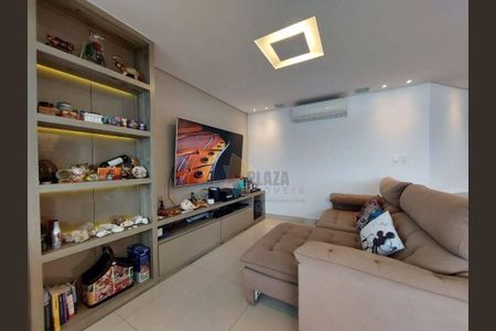 5_photo/94ce1e7f35.52bb9dee2f2cc5d6-ATLAS-8edb47f4-89a9-48fd-b177-63ca2ae1c74e.jpg de apartamento à venda com 3 quartos, 200m² em Aviação, Praia Grande