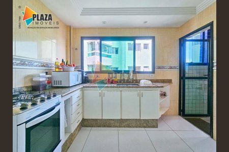 45_photo/94ce1e7f7d.8af245ce855042ff-ATLAS-c48399ef-3203-4e88-a866-7d5fe38f386b.jpg de apartamento à venda com 3 quartos, 208m² em Aviação, Praia Grande