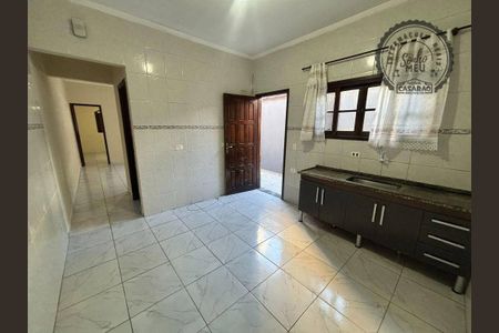 8_photo/94ce1e7fbd.44cb305f75931be4-ATLAS-2f665ac4-ee0c-4b4f-8044-4338088cb97f.jpg de casa para alugar com 2 quartos, 80m² em Aviação, Praia Grande