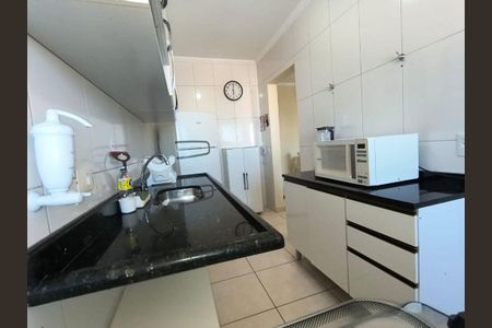 11_photo/94ce1e7fd5.e2ba10a73b783310-ATLAS-e2b2dc68-d1fd-43a6-8772-cfa3db74fc2c.jpg de apartamento à venda com 1 quarto, 51m² em Aviação, Praia Grande