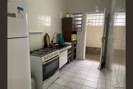 7_photo/94ce1e7fdf.f621f7ce6007bef0-ATLAS-8b4b2bc5-3203-4d72-8f9c-d8a1b45517ba.jpg de casa à venda com 1 quarto, 50m² em Aviação, Praia Grande