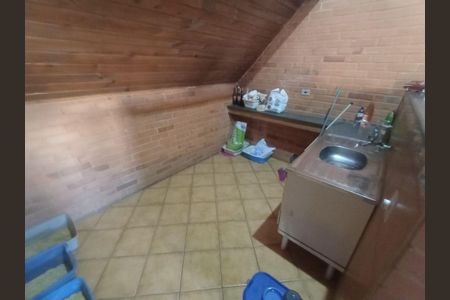 6_photo/94ce1e7fe9.f14d7a494a64fc38-ATLAS-0a78d52f-409c-4d6a-a4ff-7fbcd1ad75ea.jpg de casa à venda com 4 quartos, 211m² em Aviação, Praia Grande