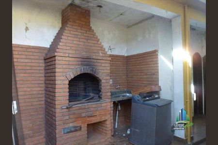 1_photo/94ce1e8001.6eef8bdd6999573e-ATLAS-c4a3bf46-cae4-4120-b6b1-3d07ba32d9e2.jpg de casa à venda com 3 quartos, 180m² em Aviação, Praia Grande