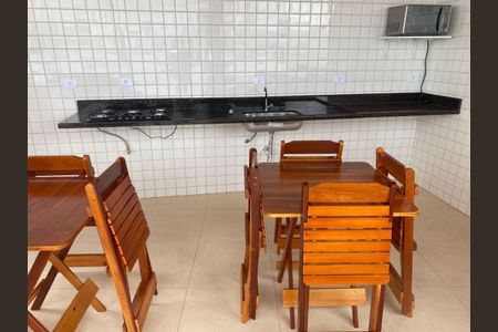 2_photo/94ce1e8021.3646bd149c7e0507-ATLAS-e7a4f4cc-23f6-4ba1-a148-b66d52c5e073.jpg de apartamento à venda com 2 quartos, 80m² em Vila Tupi, Praia Grande