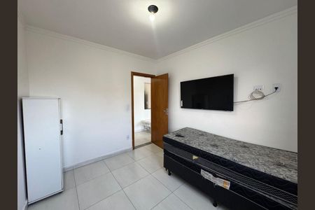 17_photo/94ce1e8021.cde13b1ff9452421-ATLAS-28f96f48-afb5-424e-8dc3-427e48405fa9.jpg de apartamento para alugar com 1 quarto, 44m² em Vila Tupi, Praia Grande