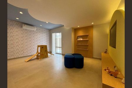 32_photo/94ce1e8099.d69c9e49fb9173ee-ATLAS-01d8b2b2-84d6-487e-a42e-1c0aff2e57a1.jpg de apartamento à venda com 2 quartos, 64m² em Aviação, Praia Grande