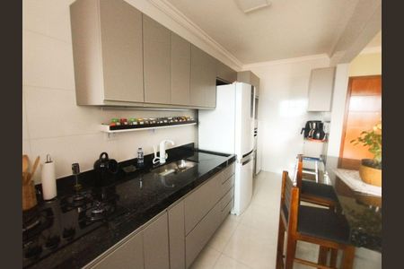 35_photo/94ce1e809b.0295cd06dd92de1d-ATLAS-521b97fd-4c48-4ef2-b44d-035750a0e7d1.jpg de apartamento à venda com 2 quartos, 65m² em Aviação, Praia Grande