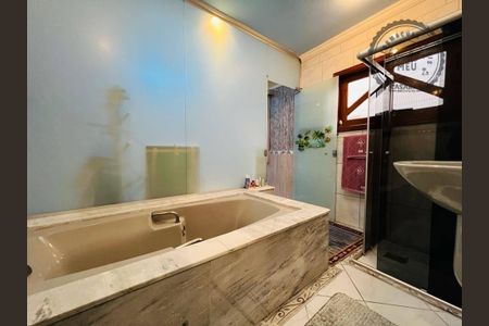 3_photo/94ce1e809f.7c432262441fa205-ATLAS-94e317ae-bf60-43d1-9114-ac4e85dc65c2.jpg de casa à venda com 3 quartos, 135m² em Aviação, Praia Grande