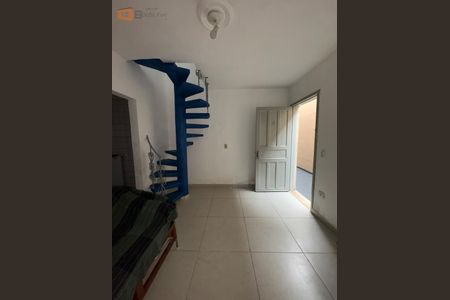 5_photo/94ce1e80c1.d00588b39bb74d6d-ATLAS-39ec7b74-fa84-48ce-b04e-3e7700233307.jpg de casa à venda com 1 quarto, 48m² em Cidade Ocian, Praia Grande