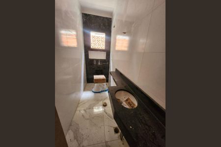 16_photo/94ce1e81c1.bdf1def5ceb5107f-ATLAS-01b00247-e574-4da2-8e6b-0a61cf3e0ebf.jpg de casa à venda com 2 quartos, 69m² em Aviação, Praia Grande