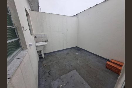 11_photo/94ce1e81eb.827ef2de6aa58dee-ATLAS-f08e5bb7-2f82-491f-a770-fe17a3b3f9c9.jpg de apartamento à venda com 2 quartos, 9m² em Vilamar, Praia Grande