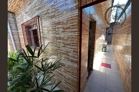 15_photo/94ce1e82bf.a906d014cb78b8b6-ATLAS-6b02181e-212d-4002-85d2-d2ffc9888bb7.jpg de casa à venda com 2 quartos, 50m² em Vila Antartica, Praia Grande