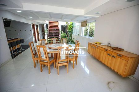 3_photo/94ce1e8873.99861d19f0cf5f32-ATLAS-045ac46d-45eb-49b8-922e-c3236ab111de.jpg de casa para alugar com 6 quartos, 500m² em Aviação, Praia Grande