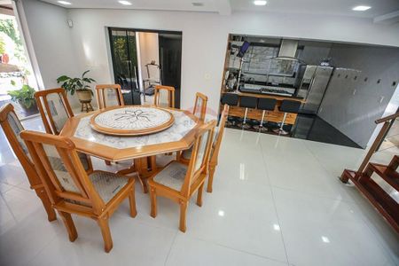 9_photo/94ce1e8873.99861d19f0cf5f32-ATLAS-209d3dae-bb5f-4b29-a81f-a78f6de116fe.jpg de casa para alugar com 6 quartos, 100m² em Aviação, Praia Grande