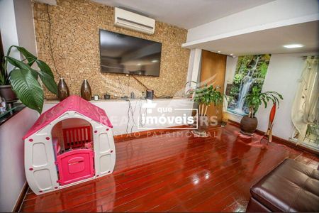 7_photo/94ce1e8873.99861d19f0cf5f32-ATLAS-25c1cd0c-6f9d-4e5e-ae80-3e9f4e97759f.jpg de casa para alugar com 6 quartos, 500m² em Aviação, Praia Grande