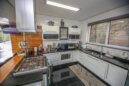 6_photo/94ce1e8873.99861d19f0cf5f32-ATLAS-80fabc50-d28f-488e-b484-828845ac75cc.jpg de casa para alugar com 6 quartos, 100m² em Aviação, Praia Grande