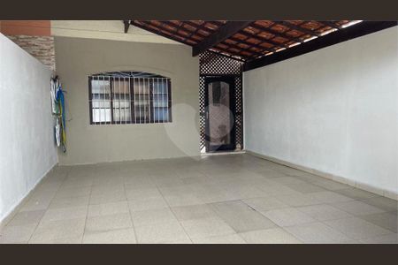 2_photo/94ce1e8963.e78f2a873225b387-ATLAS-12fdfec8-2f00-4f7e-8ab2-466d22372c4b.jpg de casa à venda com 4 quartos, 250m² em Guilhermina, Praia Grande