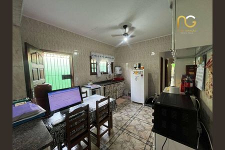 7_photo/94ce1e8965.d57c79f38c59410c-ATLAS-c6d388fb-e464-47db-9a4d-d91fb54c6f0f.jpg de casa à venda com 3 quartos, 104m² em Guilhermina, Praia Grande