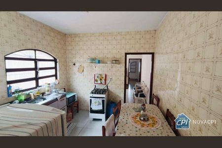 11_photo/94ce1e89c9.8a734c1c2a3b006e-ATLAS-8ff9e4cd-9ca4-4159-a57b-2d779c83da09.jpg de casa à venda com 2 quartos, 80m² em Aviação, Praia Grande