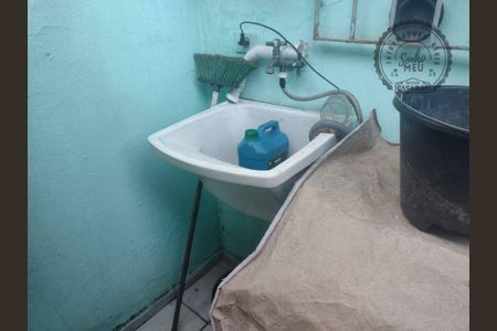 8_photo/94ce1e89cf.4e1a6e6486a440d9-ATLAS-2ca1c3b1-24b0-42ef-ace2-cecab346b743.jpg de casa à venda com 1 quarto, 32m² em Aviação, Praia Grande