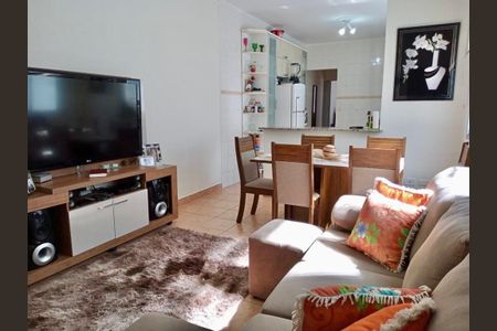 8_photo/94ce1e8a15.bbd0c06dccd8b6dc-ATLAS-203e5be4-2760-4131-b657-ba38f17a75f0.jpg de casa à venda com 2 quartos, 114m² em Vila Tupi, Praia Grande