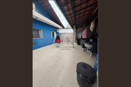 12_photo/94ce1e8a43.1111dd781b2111da-ATLAS-17cc1e81-c736-4bbf-b8ae-7bdb345268cc.jpg de casa à venda com 5 quartos, 200m² em Vila Tupi, Praia Grande