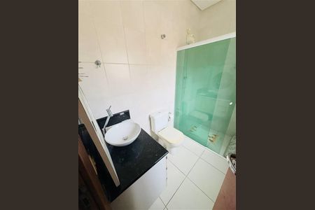 22_photo/94ce1e8a5d.0c545a3b42f8eb96-ATLAS-6451c7bd-daf5-4608-8353-9aab0211c8d2.jpg de casa à venda com 4 quartos, 210m² em Vila Tupi, Praia Grande