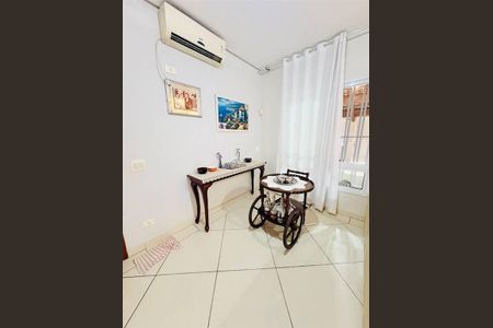 10_photo/94ce1e8a5d.7eabc8b8234370c1-ATLAS-15e2107f-c89f-4d6b-96ac-89b763ef7bb0.jpg de casa à venda com 4 quartos, 210m² em Vila Tupi, Praia Grande