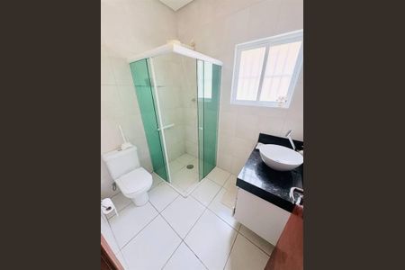 18_photo/94ce1e8a5d.7eabc8b8234370c1-ATLAS-69a4f430-0f45-4ae8-a35a-3cc5f4bd43bb.jpg de casa à venda com 4 quartos, 210m² em Vila Tupi, Praia Grande