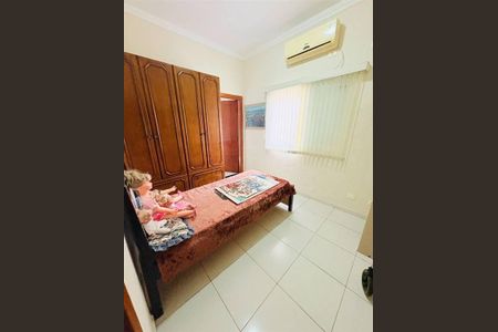 22_photo/94ce1e8a5d.7eabc8b8234370c1-ATLAS-dbcfb1a7-445d-44d6-96b3-733b747fac43.jpg de casa à venda com 4 quartos, 210m² em Vila Tupi, Praia Grande