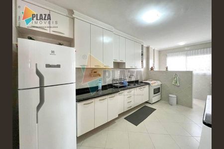 12_photo/94ce1e8a5d.c83c017bbee02c89-ATLAS-4ce4d2ee-7b8b-4de0-b9c8-316125aab61a.jpg de apartamento à venda com 2 quartos, 115m² em Vila Tupi, Praia Grande