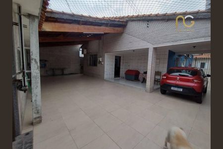 11_photo/94ce1e8a67.02f29140979457be-ATLAS-6dcce8cb-90f1-4486-a3b5-daf7b9a3bedb.jpg de casa à venda com 4 quartos, 220m² em Vila Tupi, Praia Grande