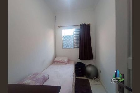 13_photo/94ce1e8a67.02f29140979457be-ATLAS-a0e8e13e-08b3-433a-8d05-687f24bd13e5.jpg de casa à venda com 5 quartos, 163m² em Vila Tupi, Praia Grande