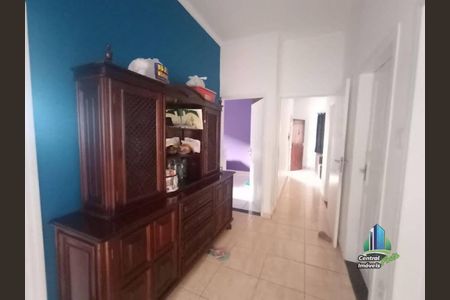 17_photo/94ce1e8a67.02f29140979457be-ATLAS-e1e8f72c-21a5-4b48-b82c-5420b267ea2c.jpg de casa à venda com 5 quartos, 163m² em Vila Tupi, Praia Grande