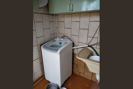 2_photo/94ce1e8a7f.210363f7da379e19-ATLAS-0c2b3aff-9e3c-45b7-adbc-709f3dee3e72.jpg de casa à venda com 2 quartos, 93m² em Vila Tupi, Praia Grande