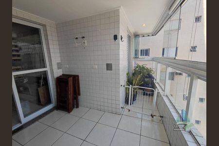 12_photo/94ce1e8a7f.82bef96b054cc55f-ATLAS-db5daddb-de46-40fe-91f5-7d44ea59323b.jpg de apartamento à venda com 2 quartos, 82m² em Vila Tupi, Praia Grande