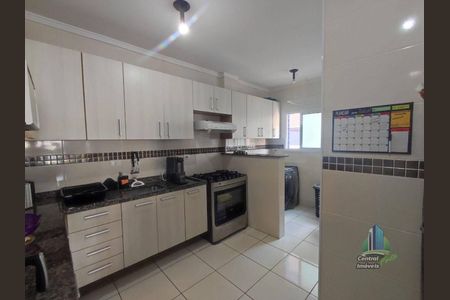 27_photo/94ce1e8a7f.82bef96b054cc55f-ATLAS-edc18169-0d51-40fb-bb99-556c42cc148a.jpg de apartamento à venda com 2 quartos, 82m² em Vila Tupi, Praia Grande