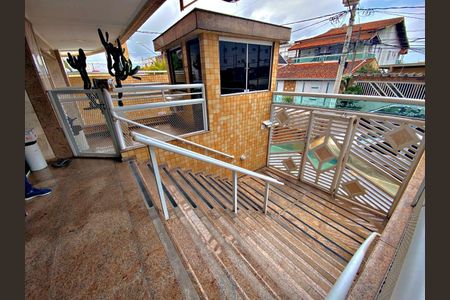 6_photo/94ce1e8a8b.1600854b2d219568-ATLAS-6e1bfe96-e9cd-47a2-b8ef-871f1ba9a9e3.jpg de apartamento à venda com 2 quartos, 120m² em Vila Tupi, Praia Grande