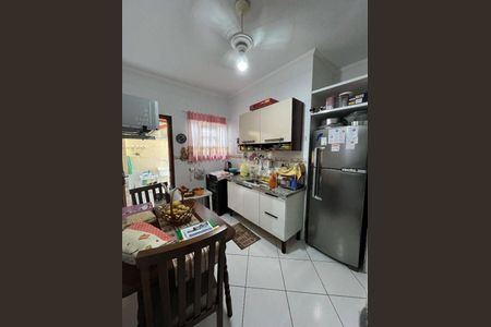 5_photo/94ce1e8aa9.a095ebe9a9b9d05b-ATLAS-0ab556dc-48df-4b02-8dc2-b6449ad283a1.jpg de casa à venda com 2 quartos, 56m² em Vila Tupi, Praia Grande