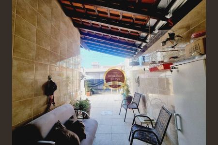 2_photo/94ce1e8aa9.a095ebe9a9b9d05b-ATLAS-0e2b203d-cbb2-4a16-a6fc-37725433a63e.jpg de casa à venda com 2 quartos, 125m² em Vila Tupi, Praia Grande